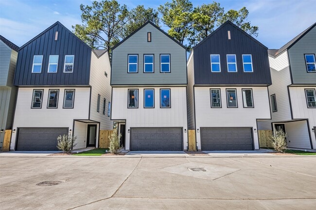 Building Photo - 5303 Kindred Gdn Ln