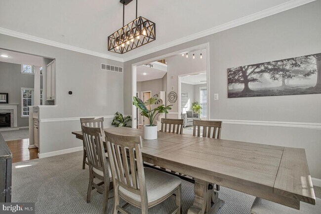 Building Photo - 12902 Crickmore Trace