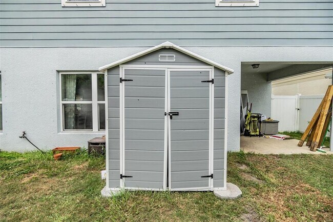 Building Photo - 2073 BRANDING IRON Way