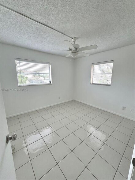 Building Photo - 2495 SW 82nd Ave