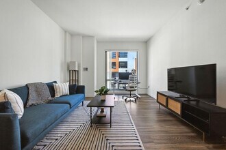 Building Photo - 1201 4th St