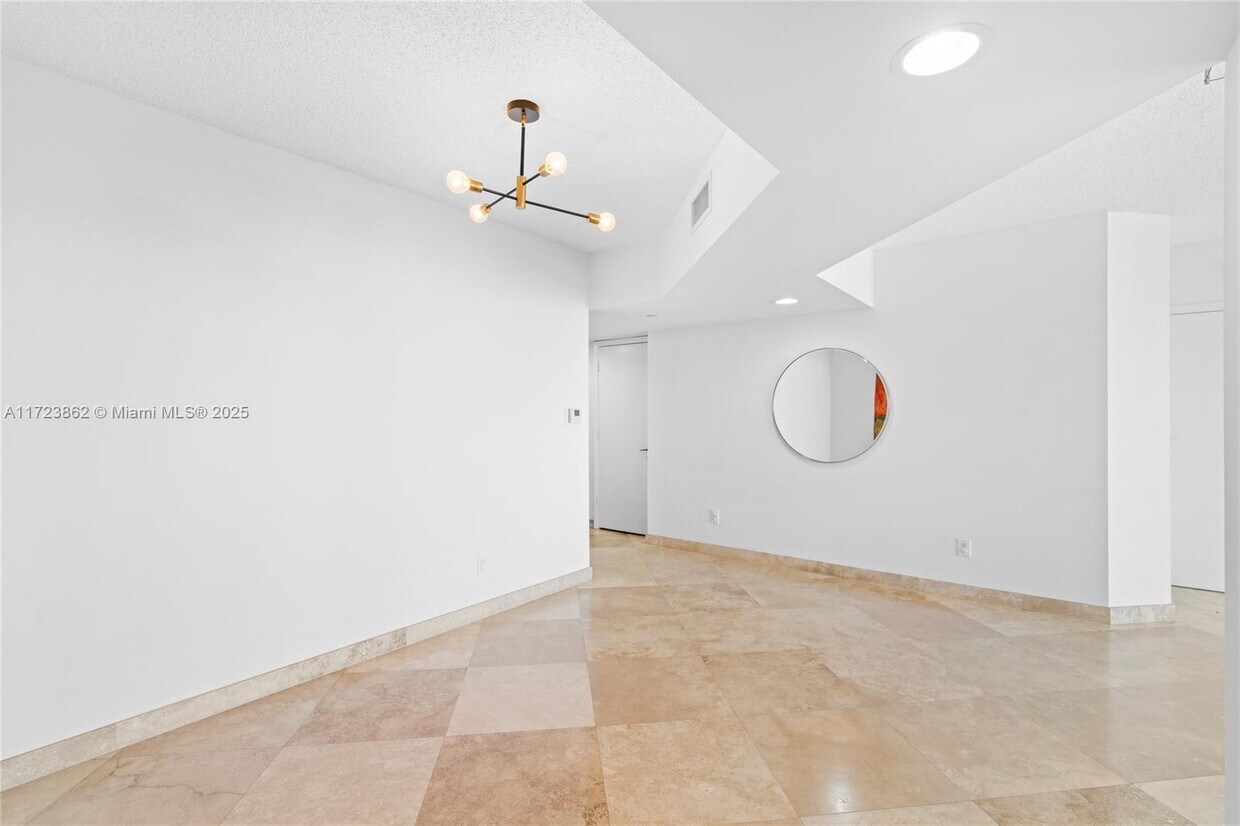 Building Photo - 21055 Yacht Club Dr
