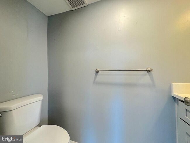 Building Photo - 9819 Hagel Cir