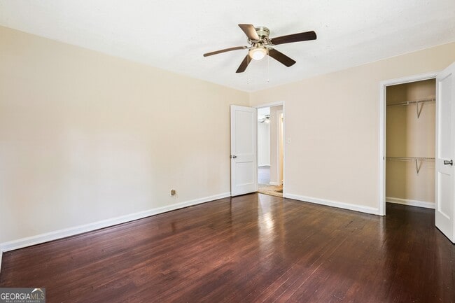 Building Photo - 4150 Hanes Dr