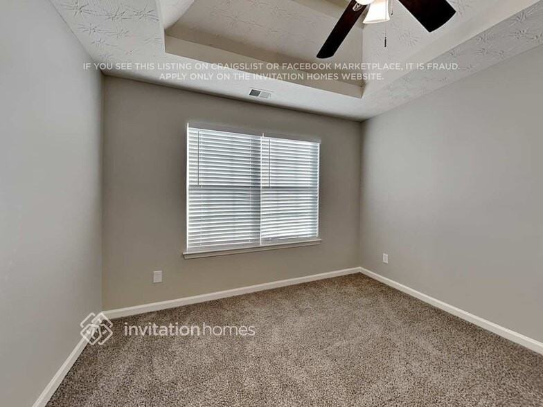 Building Photo - 2201 Corkscrew Way