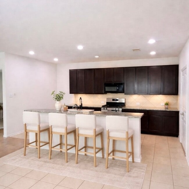 Building Photo - 8626 Willet St