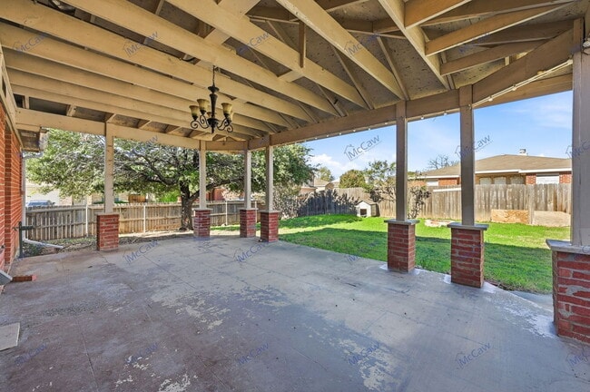 Building Photo - 700 Ibis Ct