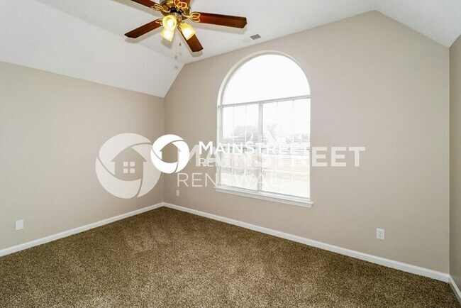 Building Photo - 3 Bedroom Pet-Friendly Home in CORDOVA, TN with Main Street Renewal