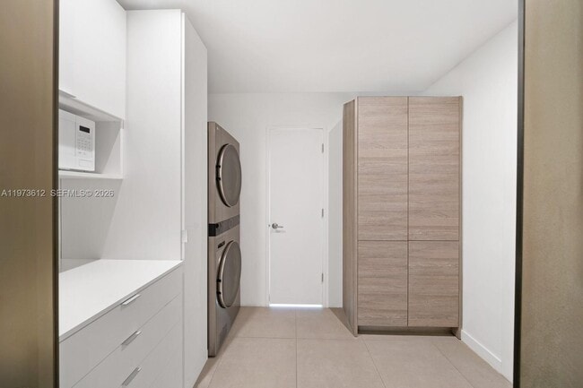 Building Photo - 114 5th Dilido Terrace