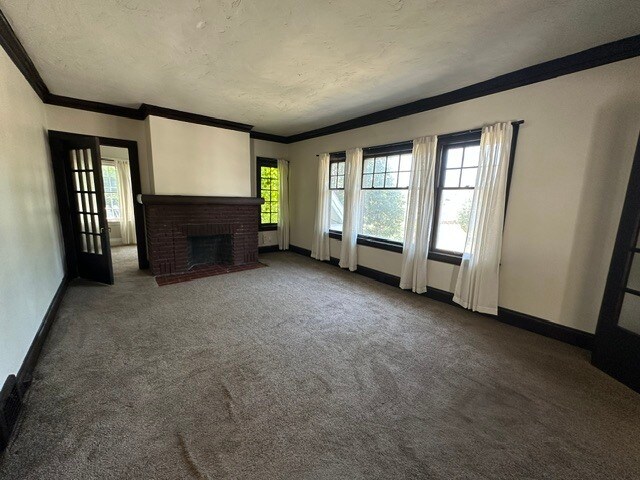 Building Photo - 15909 Clifton Blvd
