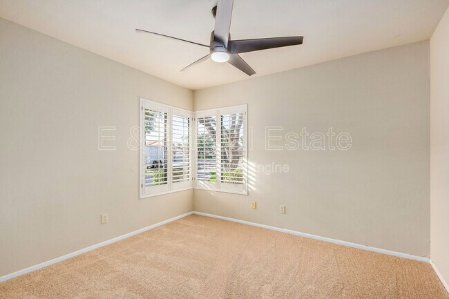 Building Photo - 10060 E San Bernardo Dr