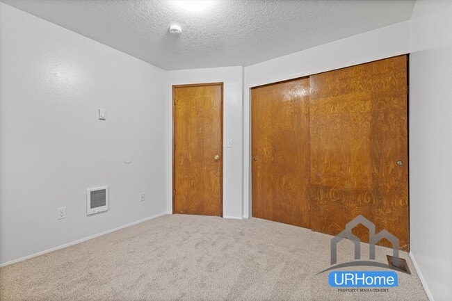 Building Photo - 2333 SE 174th Ave