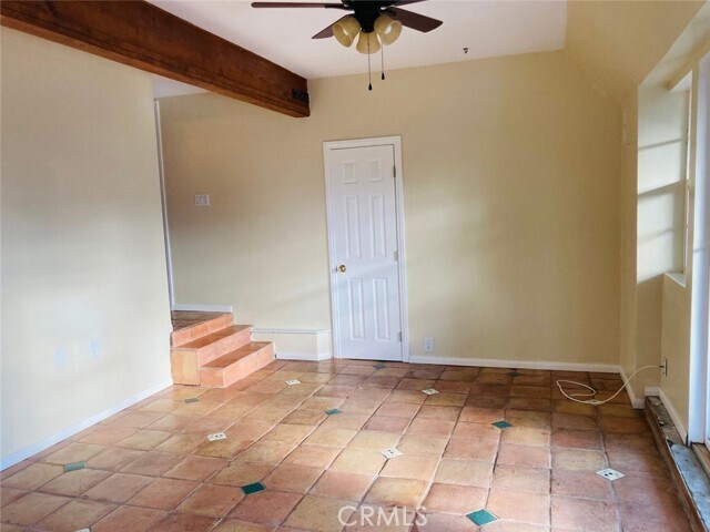 Building Photo - 1620 Edgecliff Dr