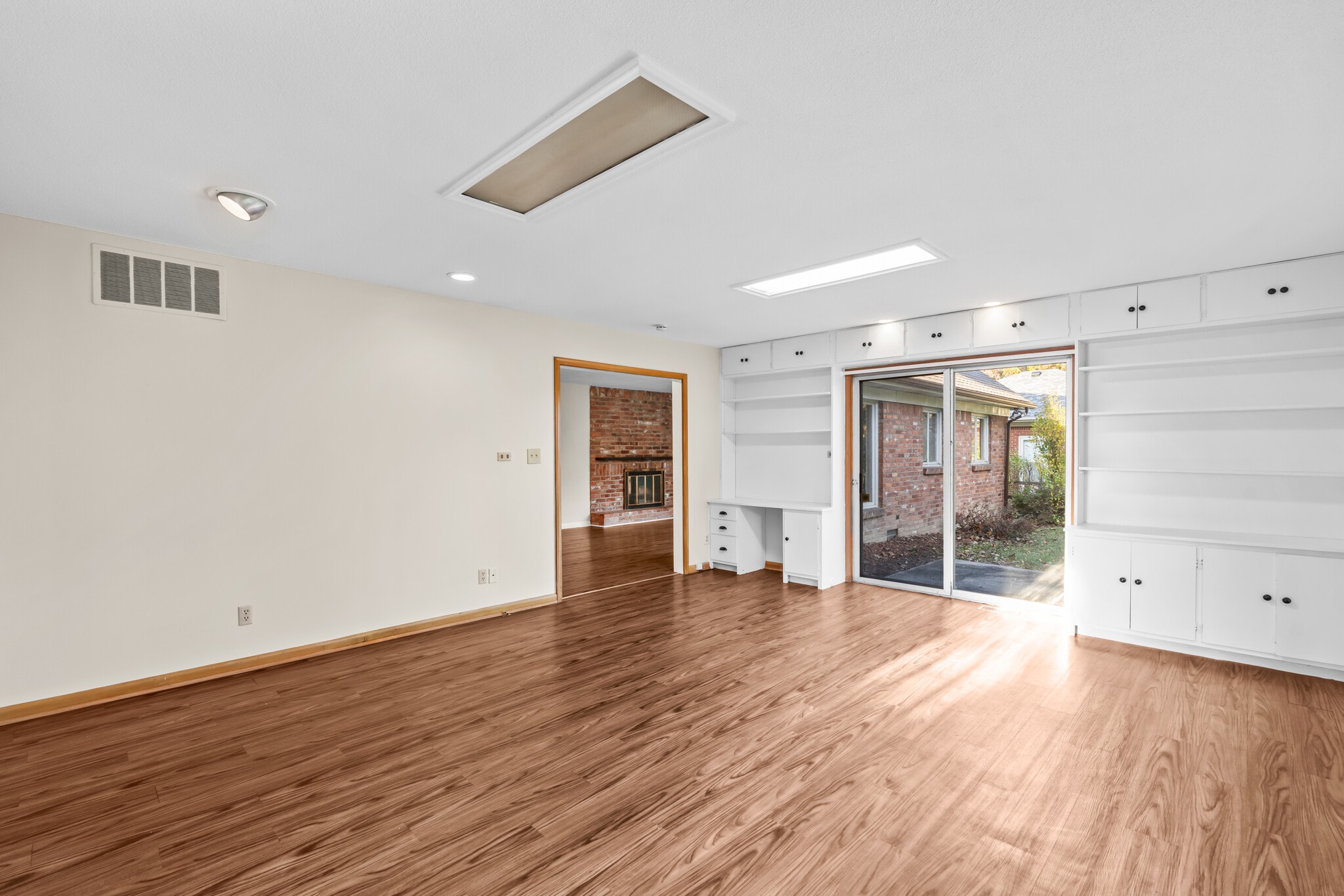 Building Photo - 3735 Heatherdowns Blvd