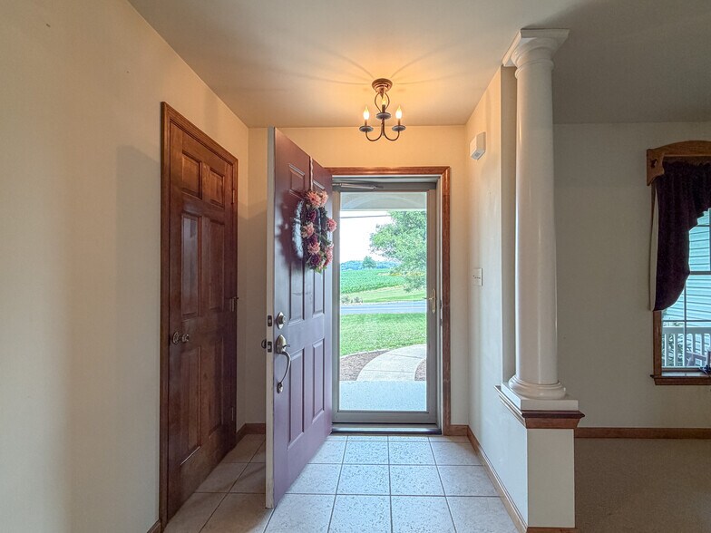 Building Photo - 1387 Sheep Hill Rd