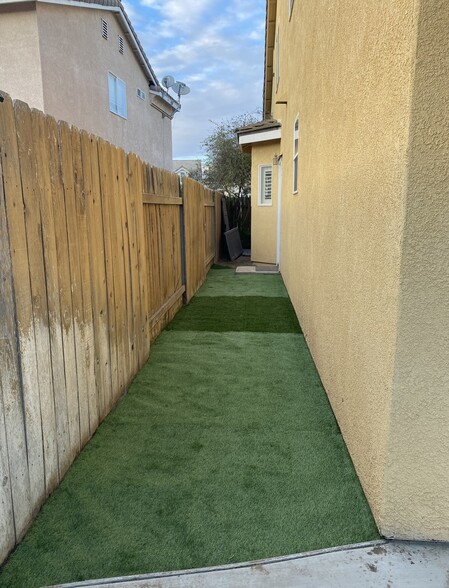 Building Photo - 928 Bello Rd