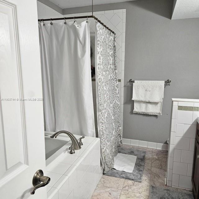 Building Photo - 9705 SW 214th Terrace