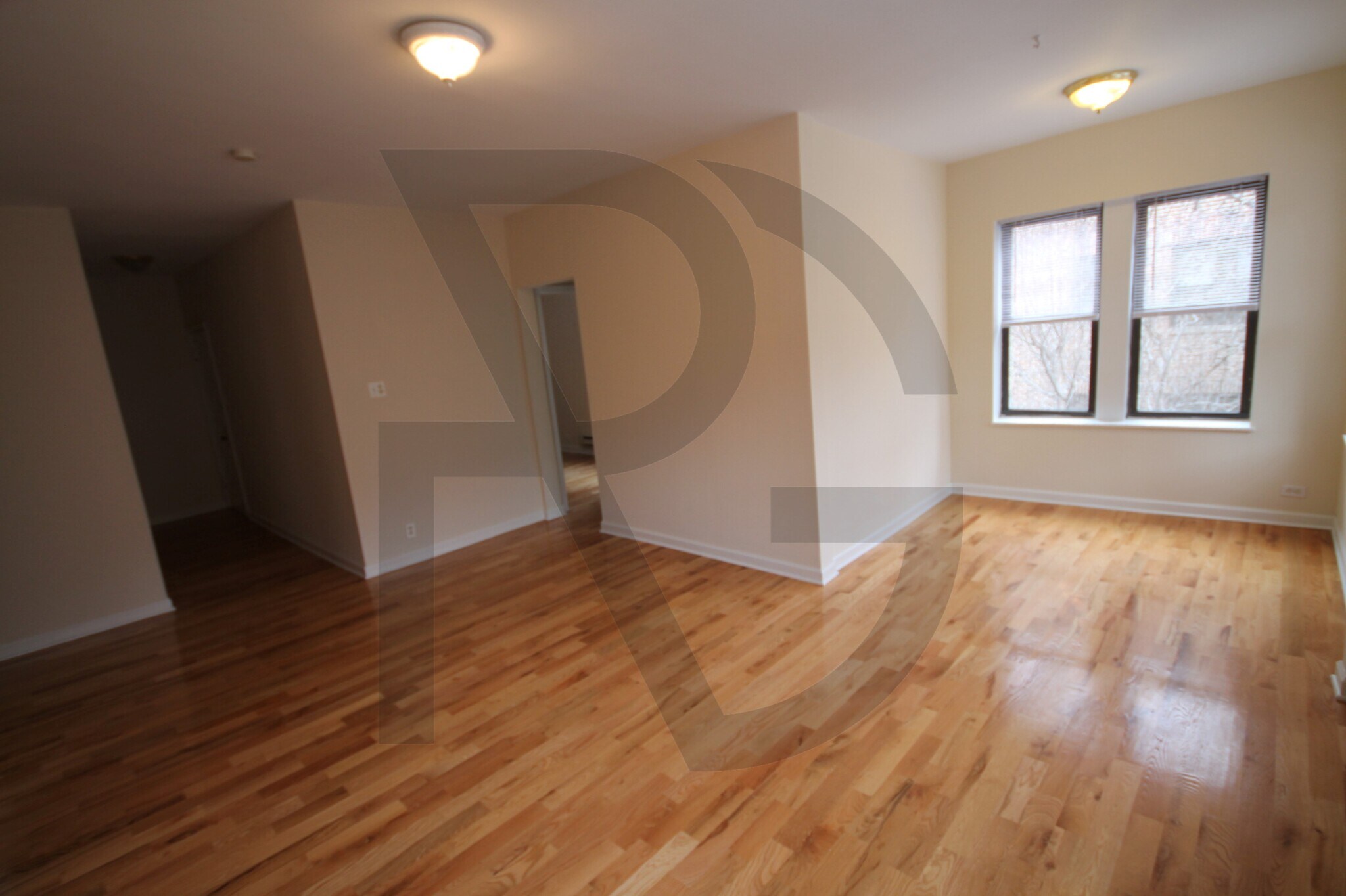 Building Photo - 3721 N Pine Grove Ave