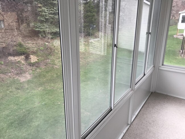 Building Photo - 783 Holly Creek Dr