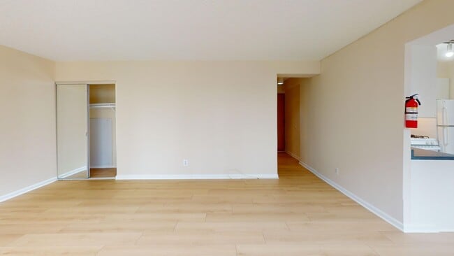 Building Photo - 1245 13th St NW