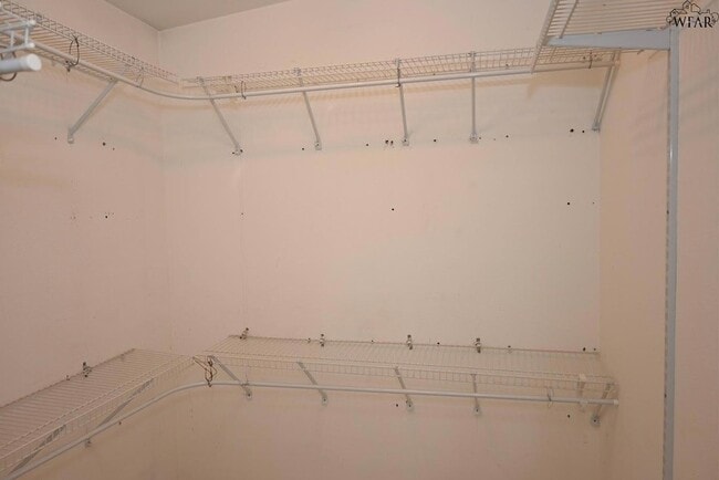 Building Photo - 4644 Bunny Run Dr