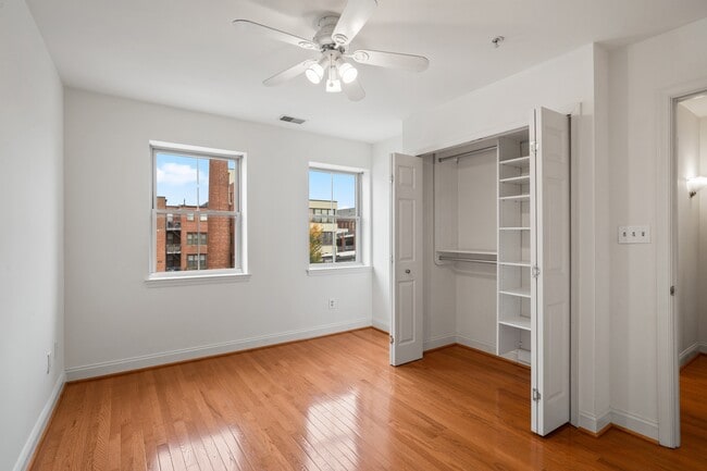 Building Photo - 102 Pilgrim Lndg