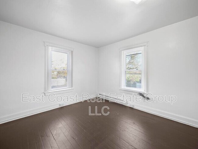 Building Photo - 111 West Side Ave