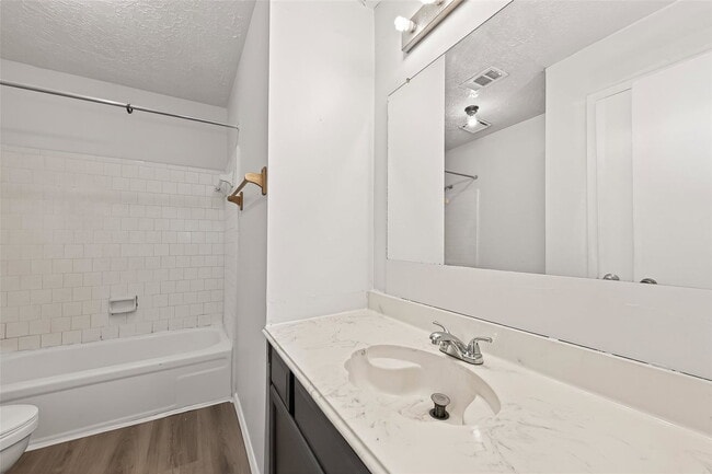 Building Photo - Beechbend Drive, Missouri City, TX 77489 - 4 BR 2.5 BA single-family home