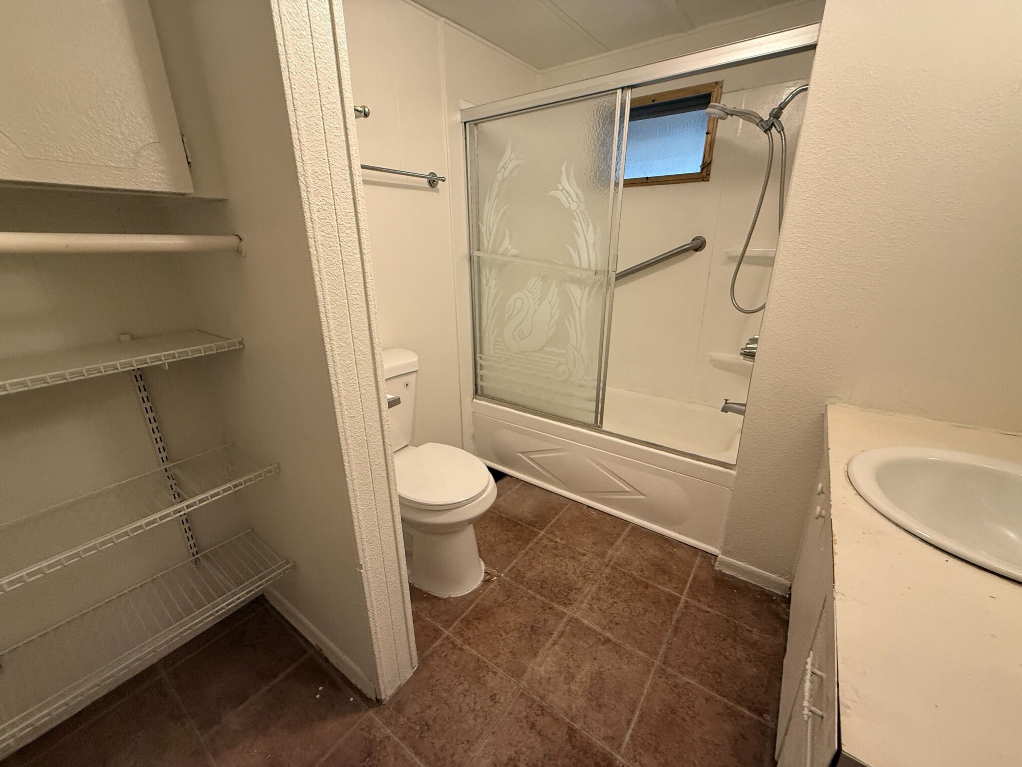 Building Photo - 3601 E Wyoming Ave