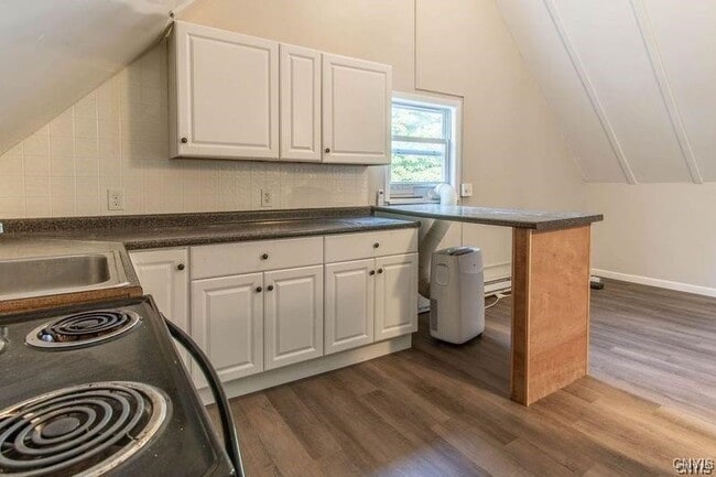 Building Photo - 813 Franklin St