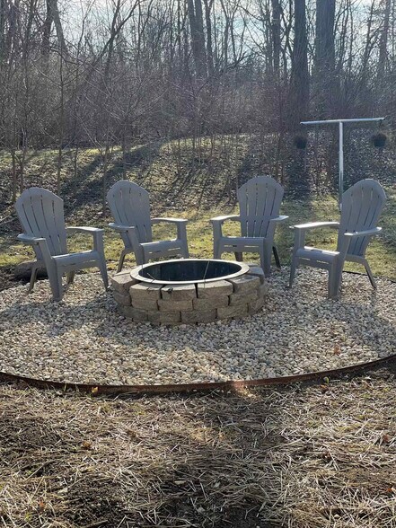 Building Photo - 6063 Station Way