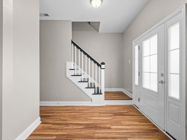 Building Photo - Williamsburg Plantation Beauty