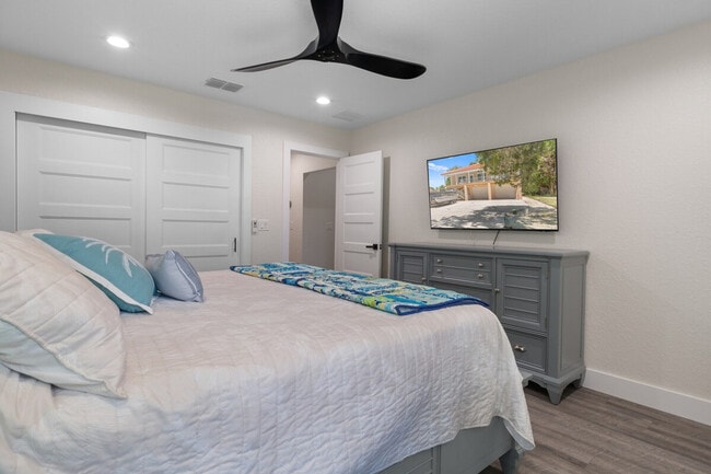 Building Photo - 10358 W Hein Trl