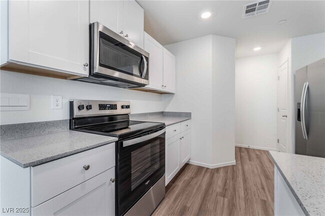 Building Photo - 7840 Aurora Sky St