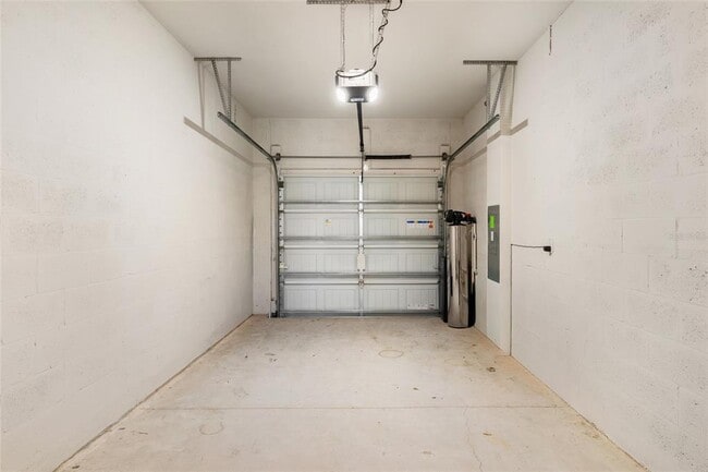 Building Photo - 5489 Elmview Xing