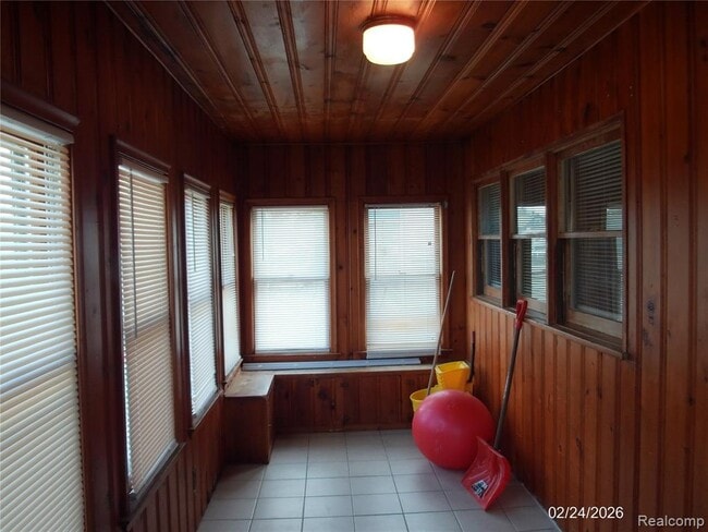 Building Photo - 12756 Prospect Ave