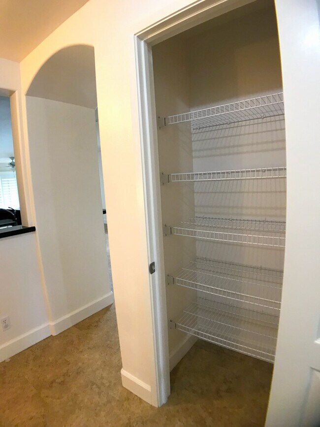 Building Photo - Resort style living! 3 Bed 2 Bath 2Pkg  Ko'Olina Kai Golf Estates