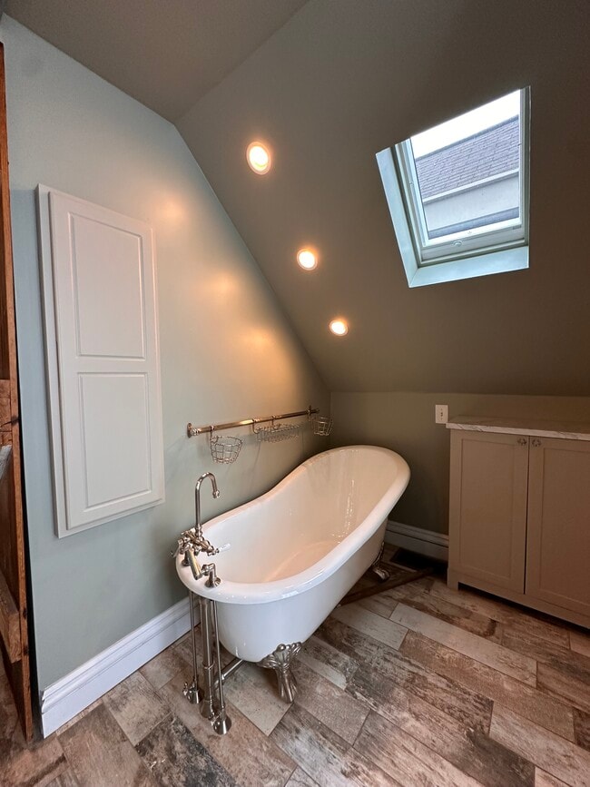 Building Photo - 67 E Mithoff St