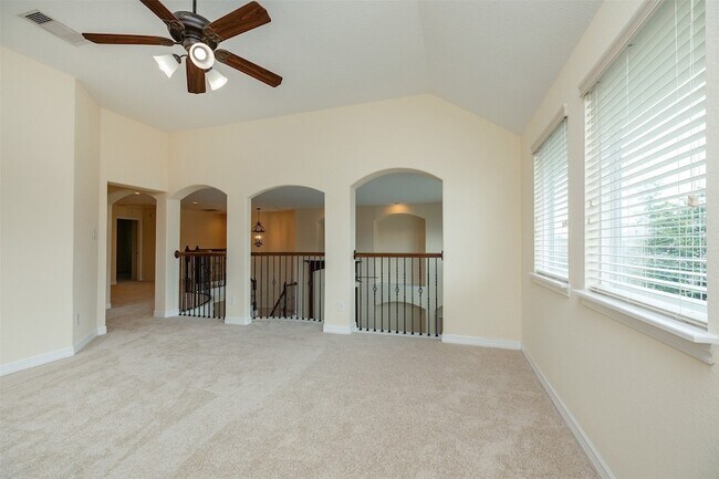 Building Photo - 14103 Park Antique Ln