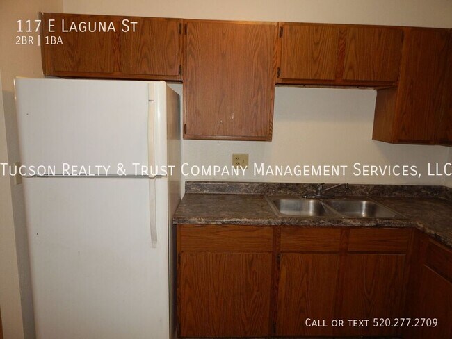 Building Photo - 117 E Laguna St