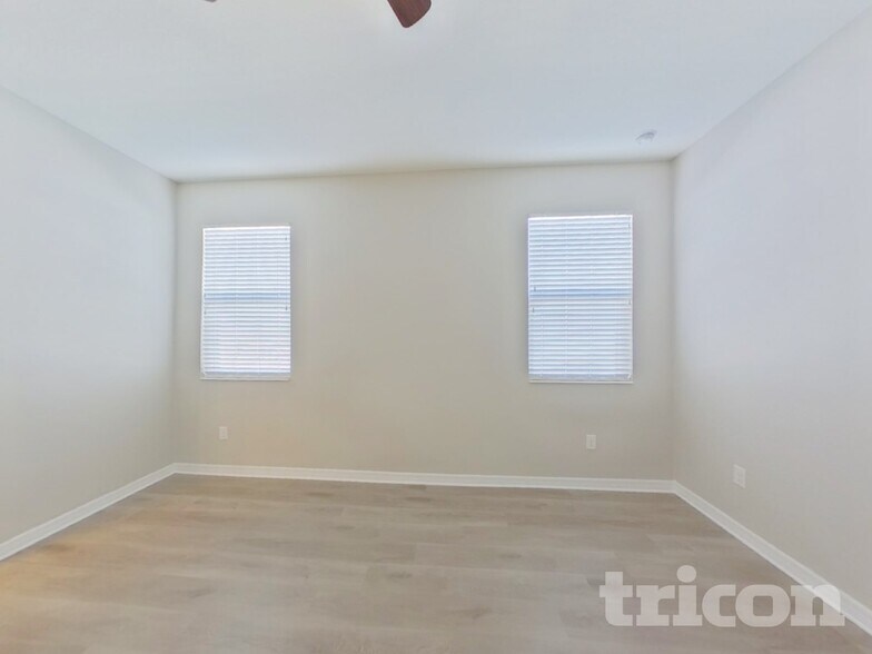 Building Photo - 3208 Macintosh Rd