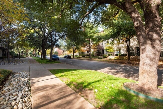 Building Photo - 4405 Bowser Ave