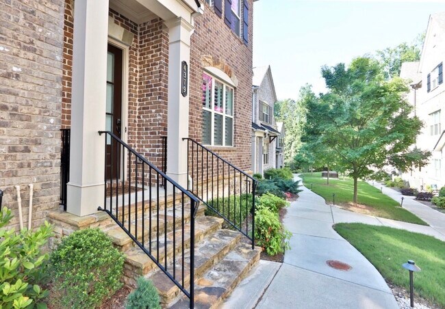 Building Photo - 4379 Strand Dr