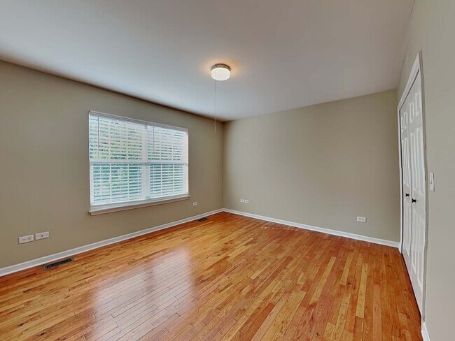 Building Photo - 29835 Bayshore Dr