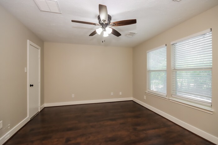 Building Photo - 21851 Pleasant Groves