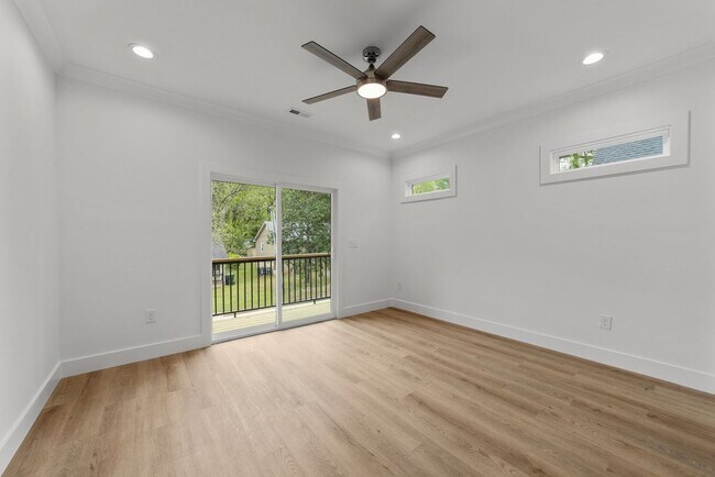 Building Photo - 6509 Lincolnville Rd