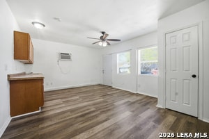 Building Photo - 5722 Misty Glen