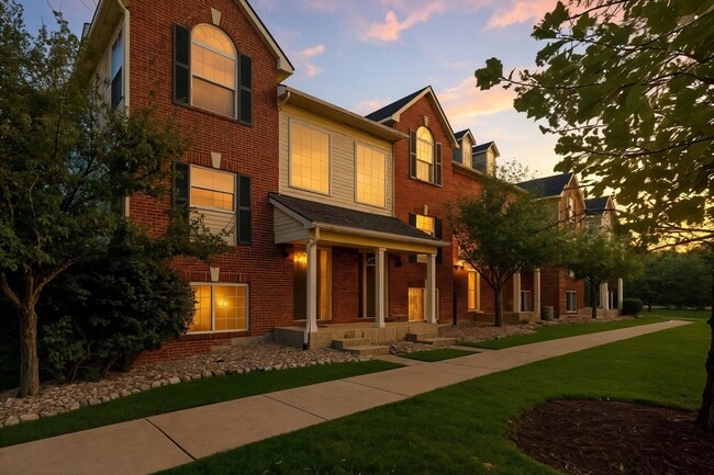 Building Photo - 6342 Trumpeter Ln