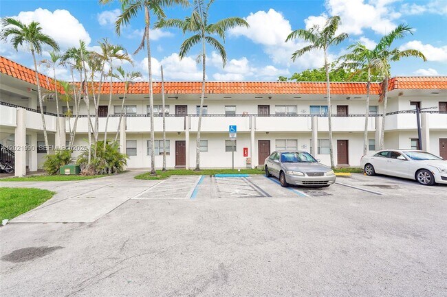 Building Photo - 400 NW 65th Ave