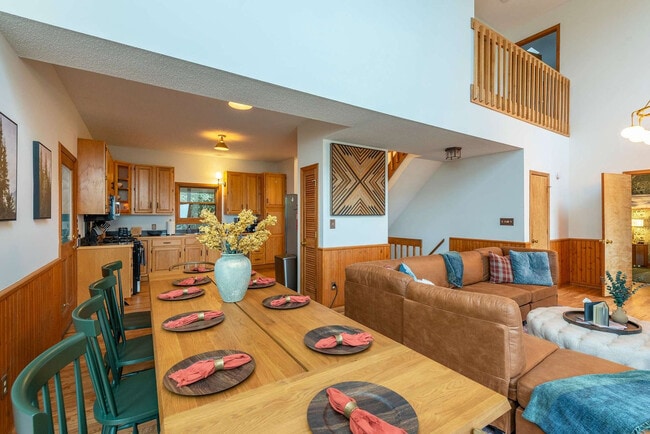 Building Photo - 36 Randall Dr